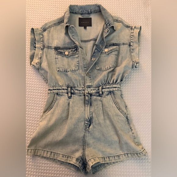 Blank NYC Acid Washed Denim Romper Women's SZ SM - Picture 4 of 10